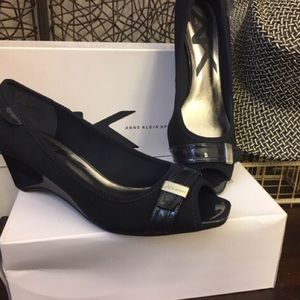 Anne Klein peep toe wedge